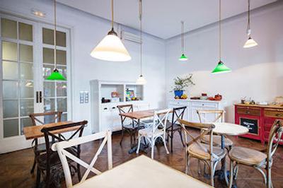 کاسا گراسیا هاستل