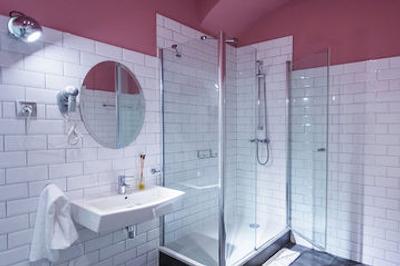 کاسا گراسیا هاستل