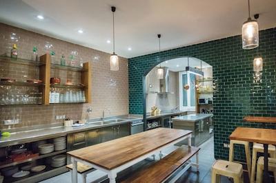 کاسا گراسیا هاستل