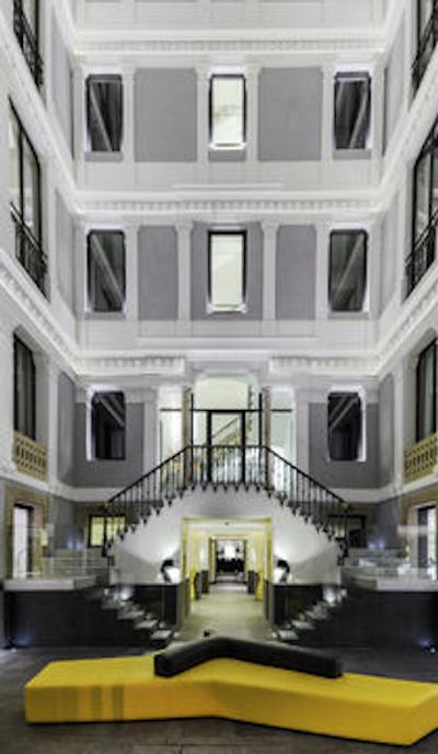 اج 10 اورکوینانا پلازا