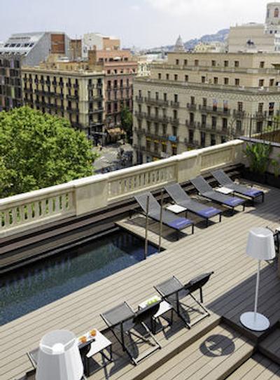 اج 10 اورکوینانا پلازا