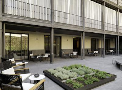 اج 10 اورکوینانا پلازا