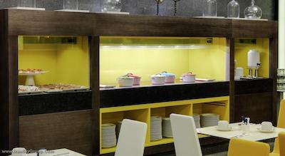 اج 10 اورکوینانا پلازا