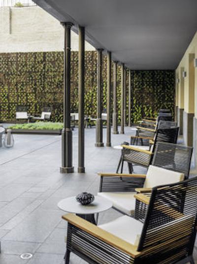 اج 10 اورکوینانا پلازا