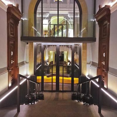 اج 10 اورکوینانا پلازا