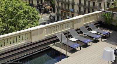 اج 10 اورکوینانا پلازا