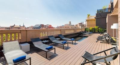 اج 10 اورکوینانا پلازا