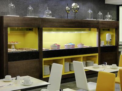 اج 10 اورکوینانا پلازا