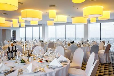 ازیموت هتل سنت-پیترزبورگ