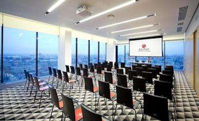 ازیموت هتل سنت-پیترزبورگ