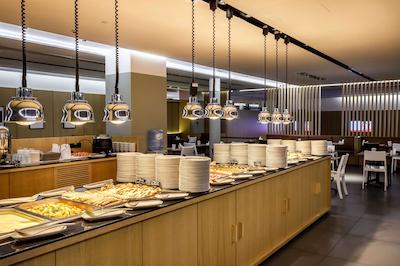 ازیموت هتل سنت-پیترزبورگ