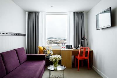 ازیموت هتل سنت-پیترزبورگ