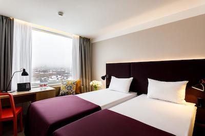 ازیموت هتل سنت-پیترزبورگ