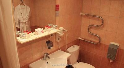 ازیموت هتل سنت-پیترزبورگ