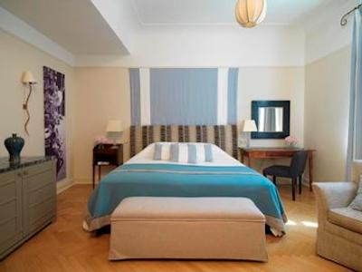 روکو فورت آستوریا هتل