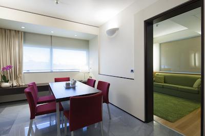 ان اچ لاگونا پالاس