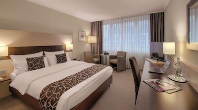 بست وسترن پلاس هتل دارمستات