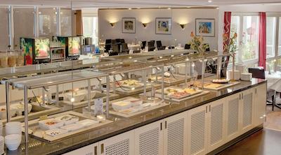 بست وسترن پلاس هتل دارمستات