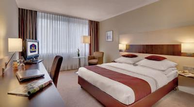 بست وسترن پلاس هتل دارمستات