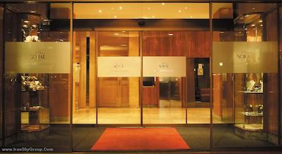 سورات آمباسادر برلین