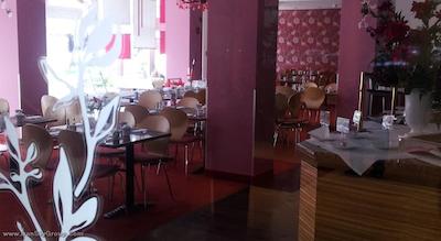 سورات آمباسادر برلین