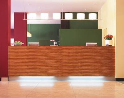 سورات آمباسادر برلین