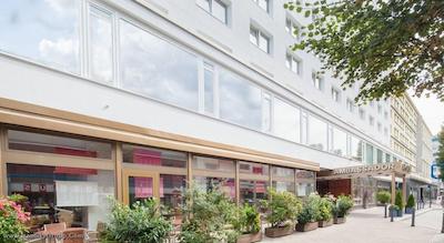 سورات آمباسادر برلین