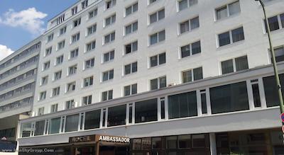 سورات آمباسادر برلین