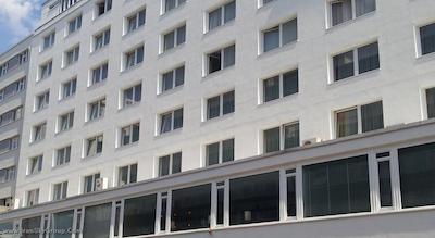 سورات آمباسادر برلین