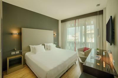 ان ‌اچ کالکشن میلانو پرزیدنت