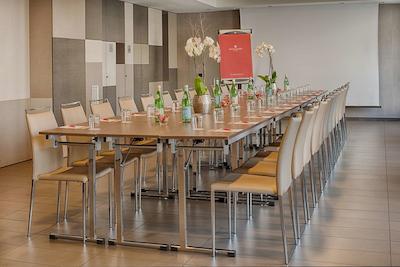 ان ‌اچ کالکشن میلانو پرزیدنت