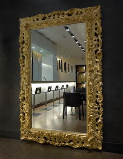 ان ‌اچ کالکشن میلانو پرزیدنت