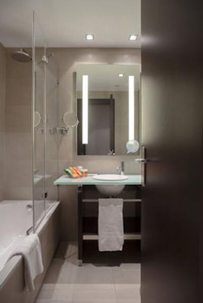 ان ‌اچ کالکشن میلانو پرزیدنت