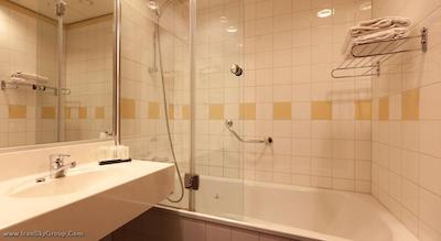 لئوناردو هتل امستردام سیتی سنتر