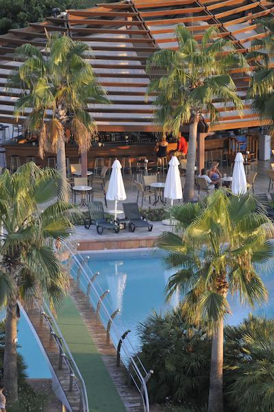 باروت هتل لارا