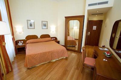 بست وسترن کینسکی گاردن