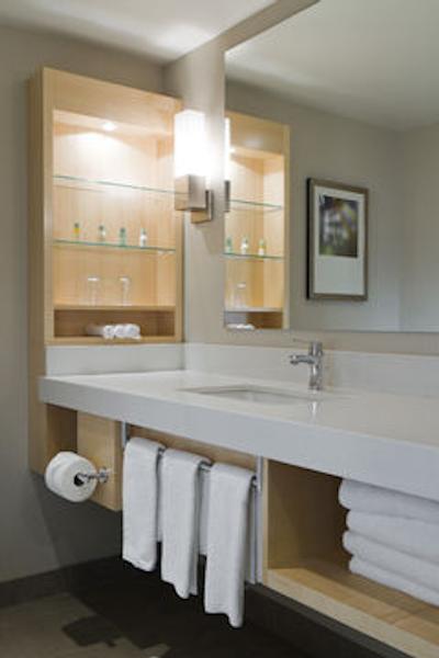 دلتا ویکتوریا اوشن پوینت ریزورت اند اسپا