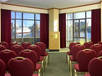 دلتا ویکتوریا اوشن پوینت ریزورت اند اسپا