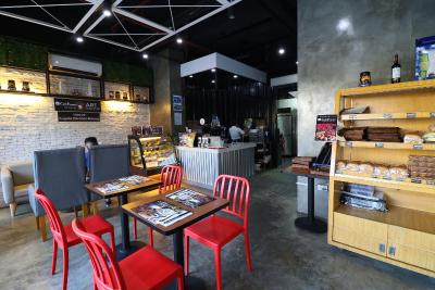 رد پلنت اورتیگاس، مانیلا