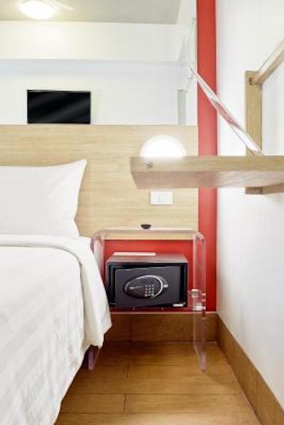 رد پلنت اورتیگاس، مانیلا