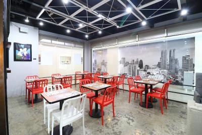 رد پلنت اورتیگاس، مانیلا