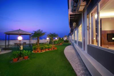 فیوهتل ال تی سی گلودوک جاکارتا