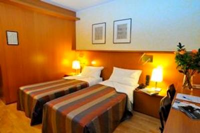 کارلایل بررا