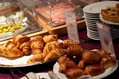 کارلایل بررا