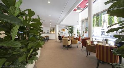 کارلایل بررا