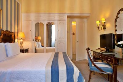 اونیدا پالاس