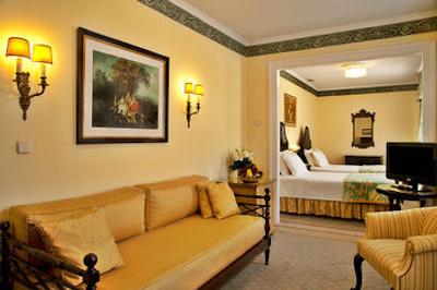 اونیدا پالاس