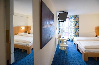 آرت هتل وین