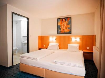 آرت هتل وین