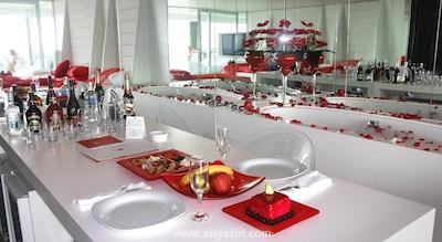 رویال آدم اند هوا